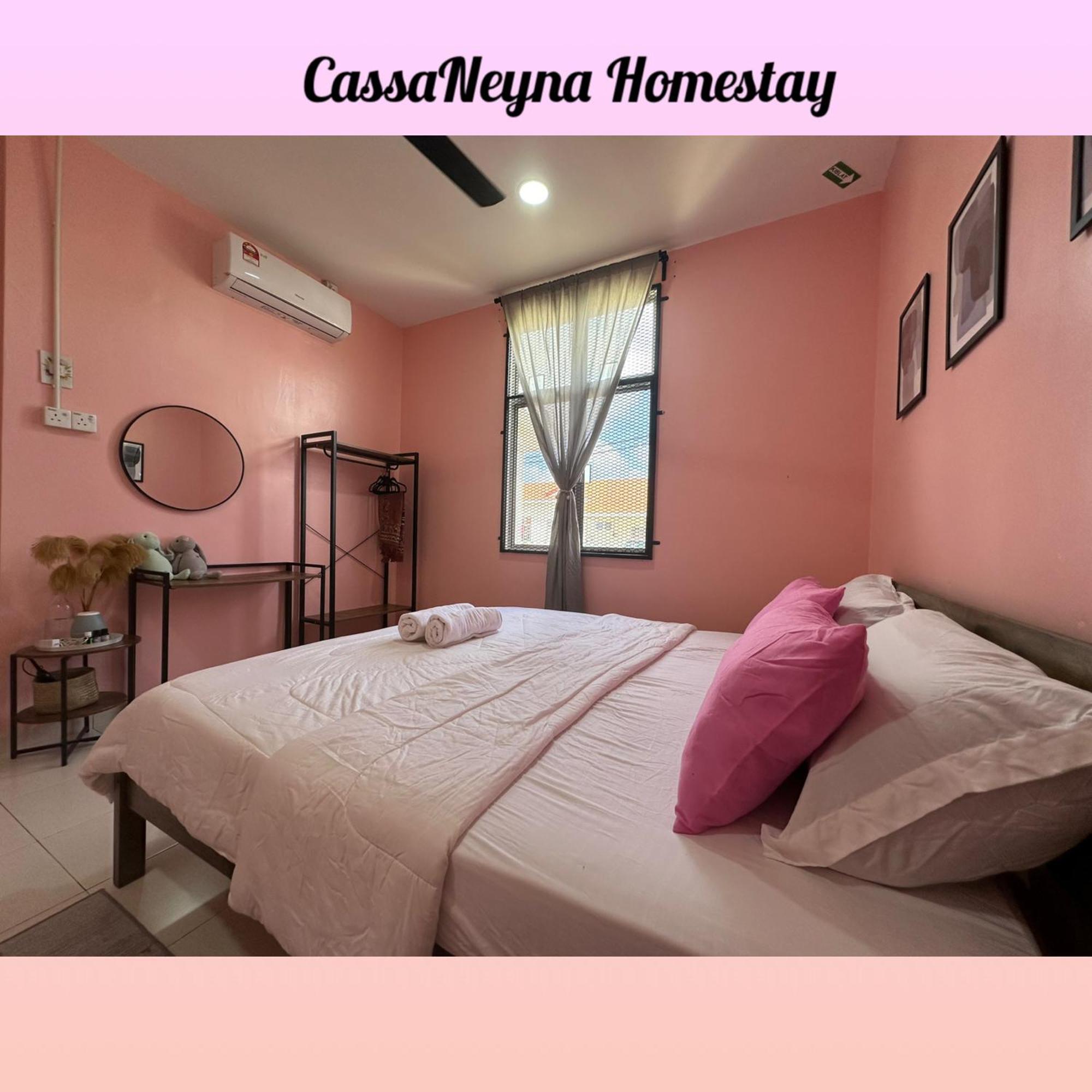Cassaneyna Homestay 콴탄 외부 사진