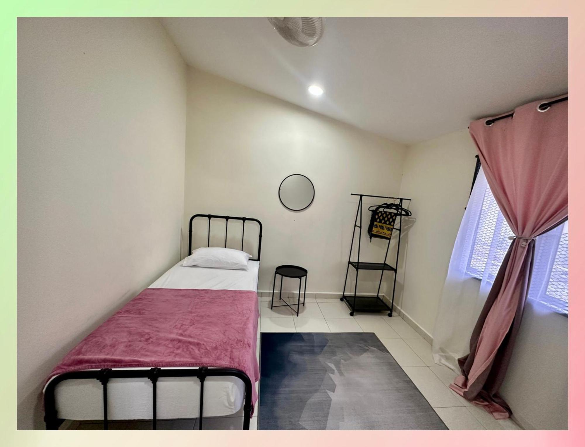 Cassaneyna Homestay 콴탄 외부 사진