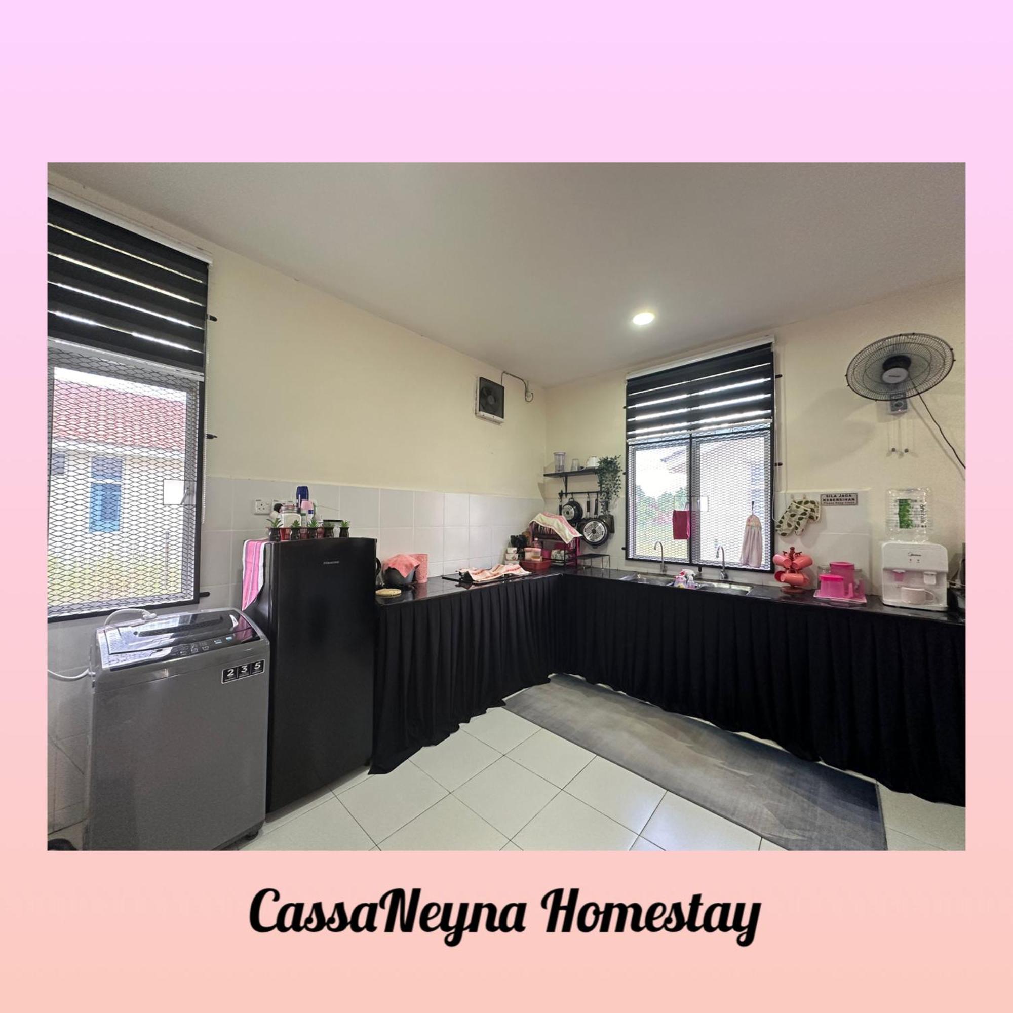 Cassaneyna Homestay 콴탄 외부 사진